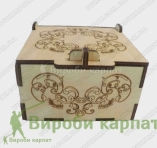 Шкатулка квадратная