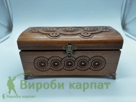 Деревянный ящик с резьбой 20х11см