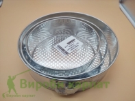 A set of detachable forms for baking