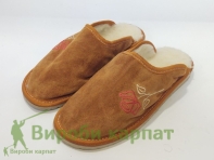 Женские зимние тапочки