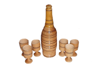 Decorative bottles, glasses, carafes